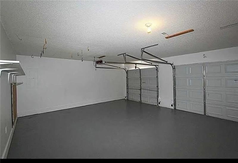 2174 Dresden Grn Nw - Photo 4 of 12