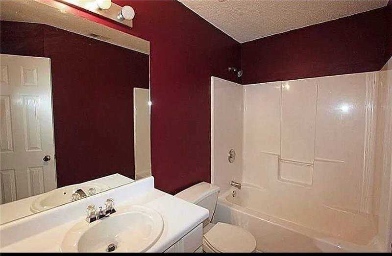 2174 Dresden Grn Nw - Photo 5 of 12