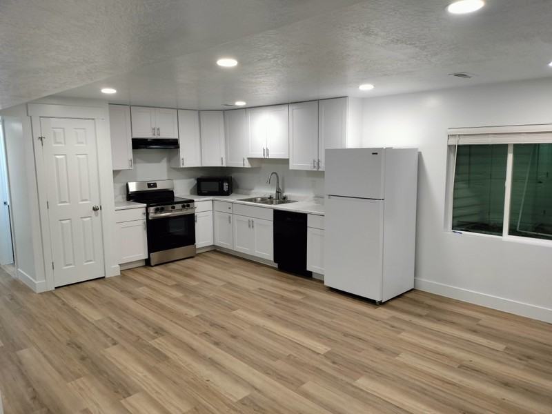 7393 N Silver Creek Way #B - Photo 3 of 17