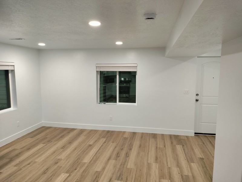 7393 N Silver Creek Way #B - Photo 5 of 17