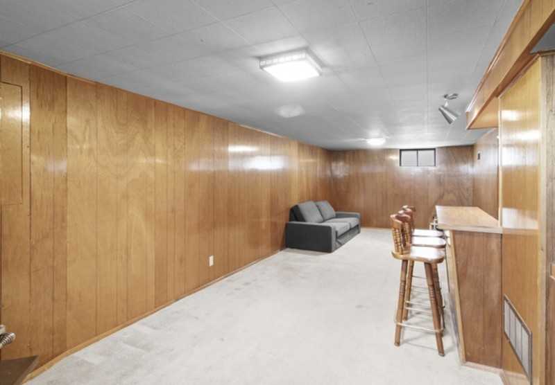 2872 S Imperial St - Photo 5 of 29