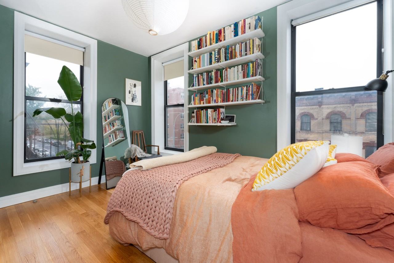 764 Saint Johns Pl #3C - Photo 6 of 10