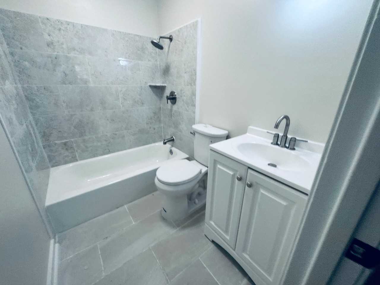 1319 Dorgan St - Photo 6 of 9