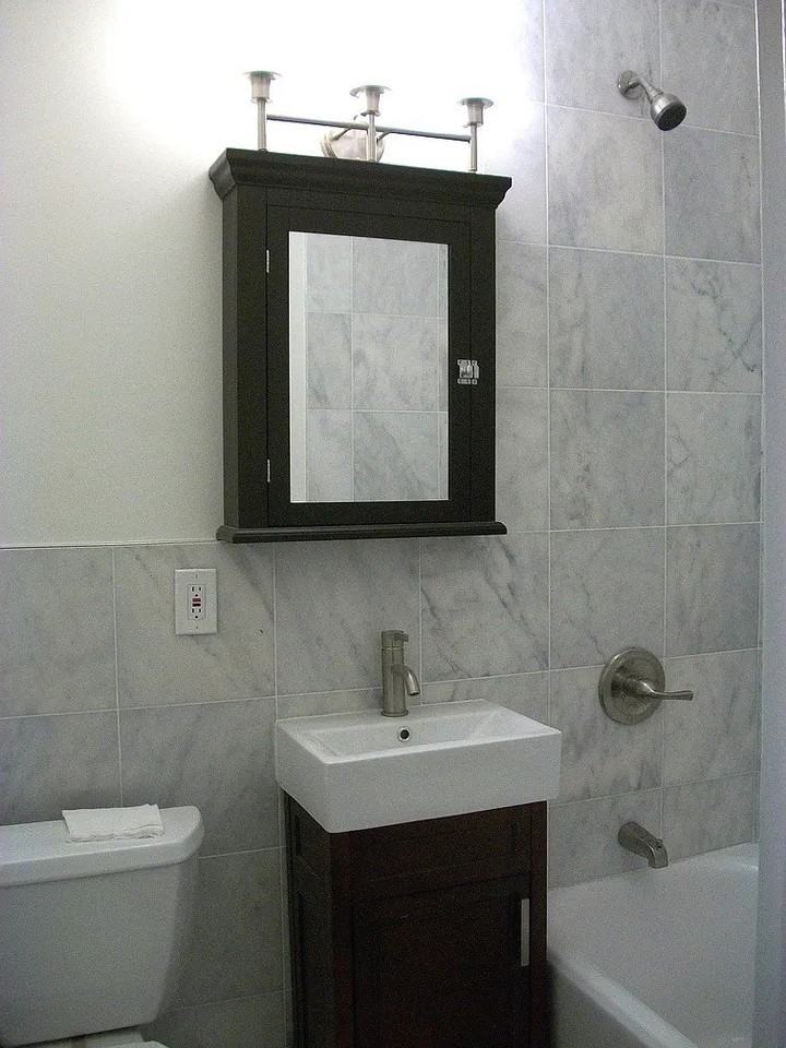 344 E 58th St #2A - Photo 3 of 5