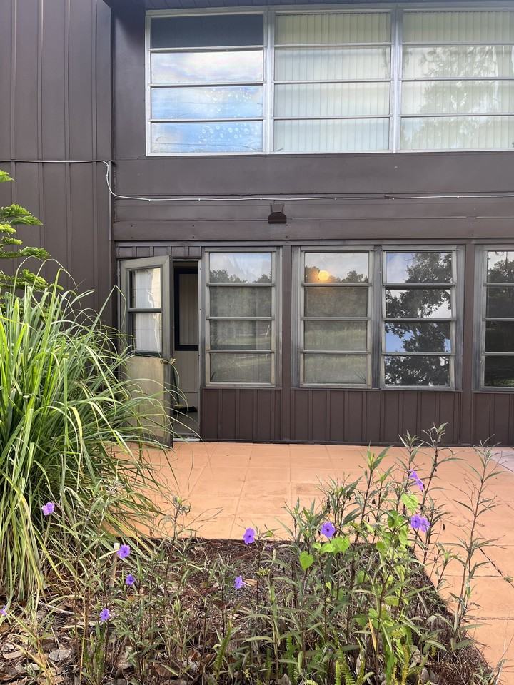 671 Midway Dr #A - Photo 3 of 17
