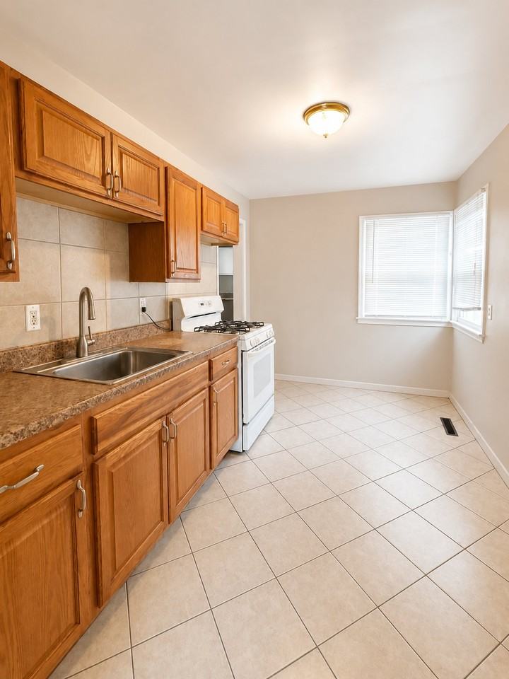 8286 Ford Ave - Photo 2 of 10