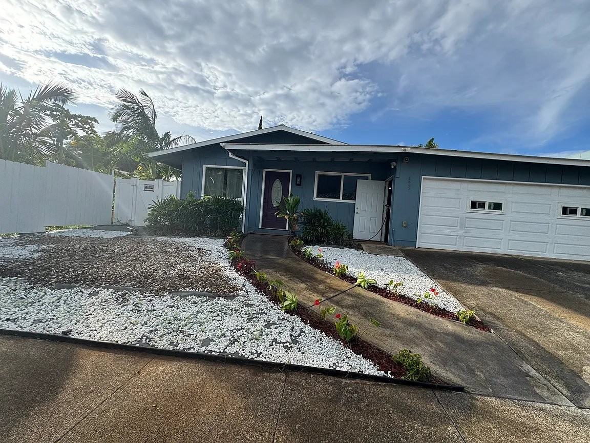 2847 W Lelehuna Pl - Photo 3 of 8
