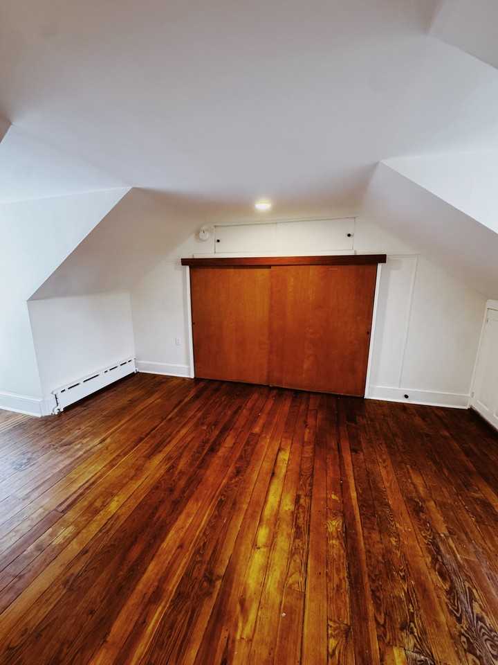 649 S Queen St - Photo 6 of 15