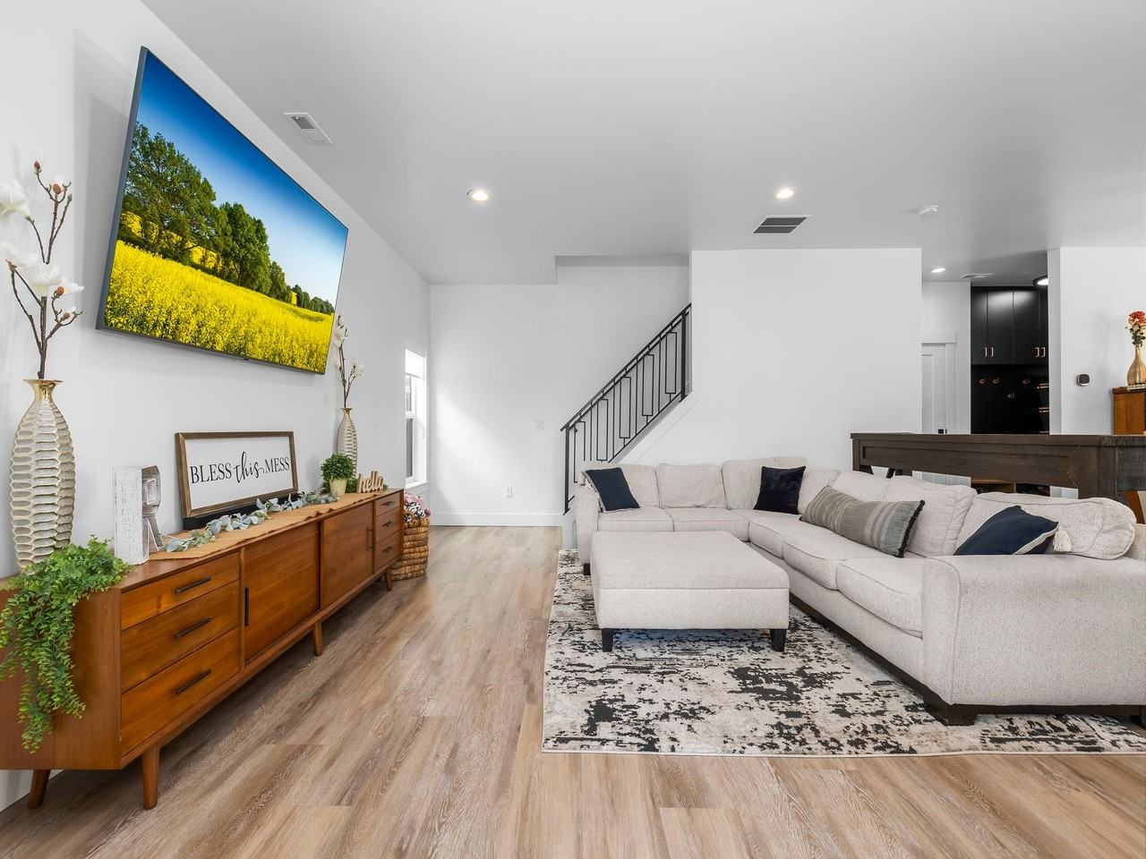 584 Wn - Photo 7 of 20
