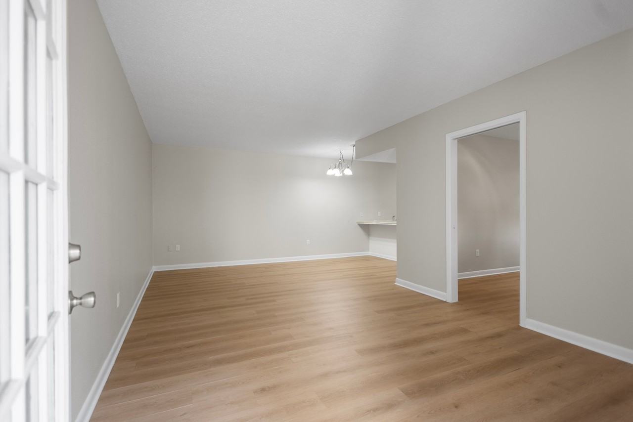 901 Raguet St #7 - Photo 2 of 12