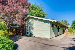 7324–7326 N Greeley Ave #7324 - Photo 1 of 1