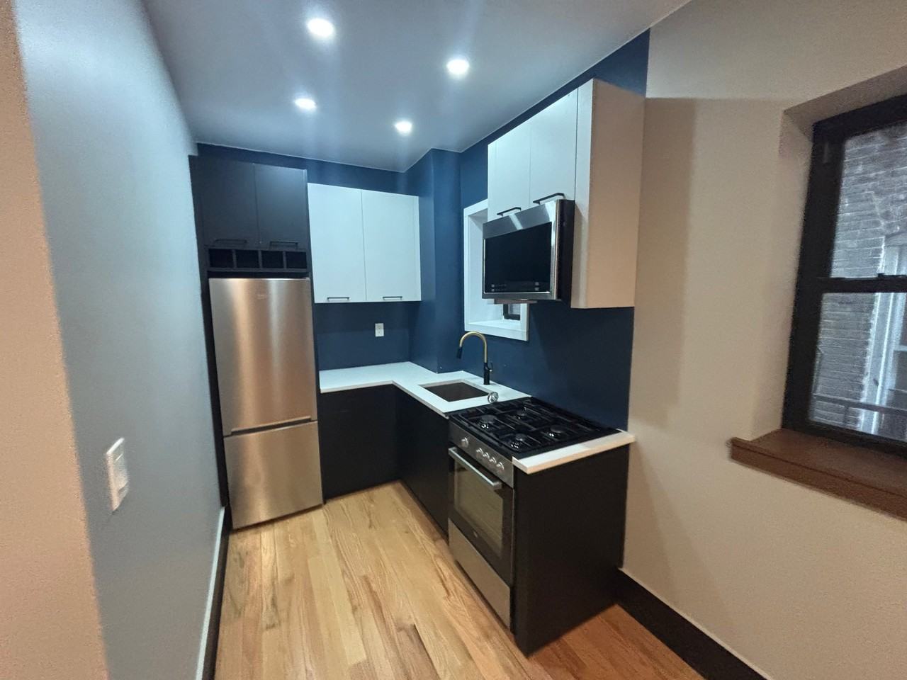20 Reed St - Photo 3 of 5