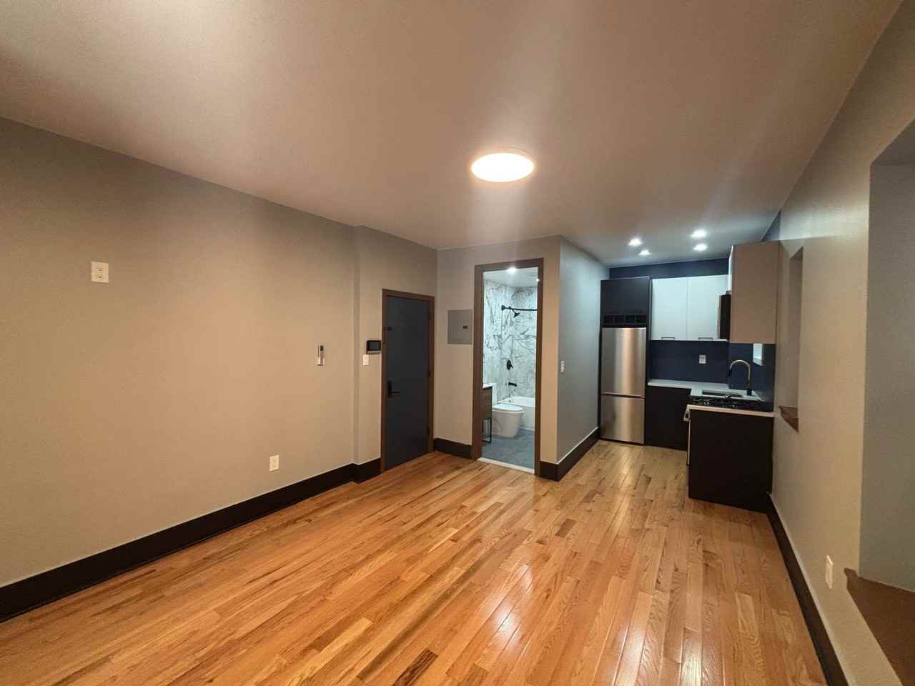 20 Reed St - Photo 4 of 5