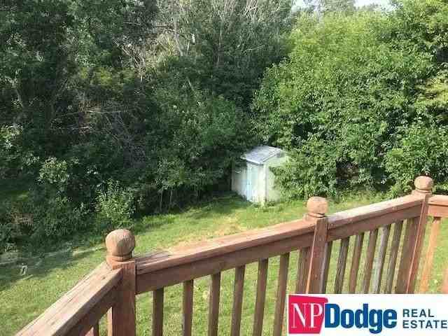 2702 Bryan Ave - Photo 2 of 6