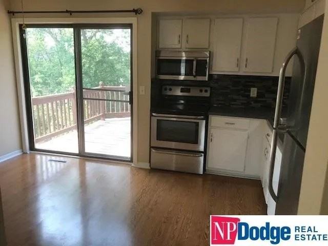 2702 Bryan Ave - Photo 4 of 6