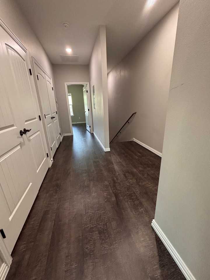 1136 W Shirley St #102 - Photo 7 of 15