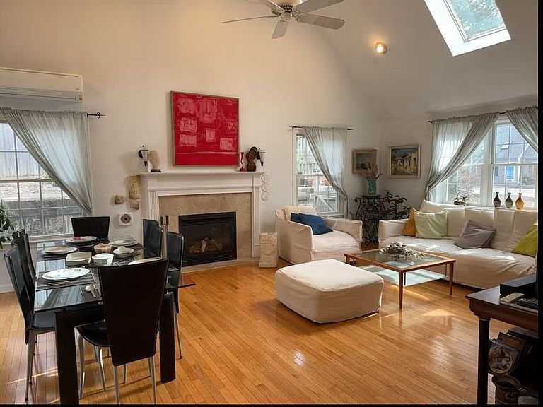 7 Annawon Rd #1 - Photo 7 of 12