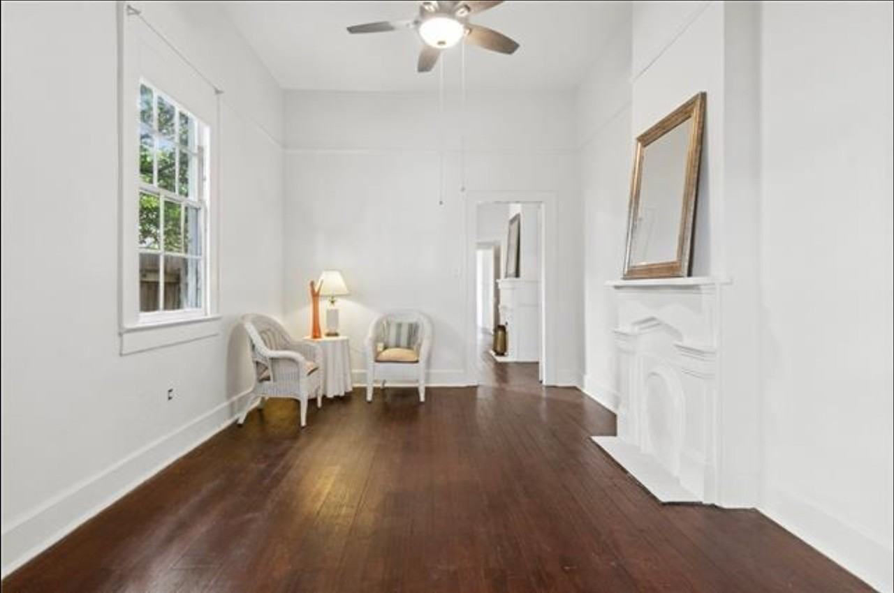 814 Gallier St - Photo 5 of 12
