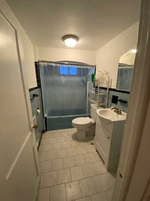 212 Alpine Pl - Photo 3 of 12