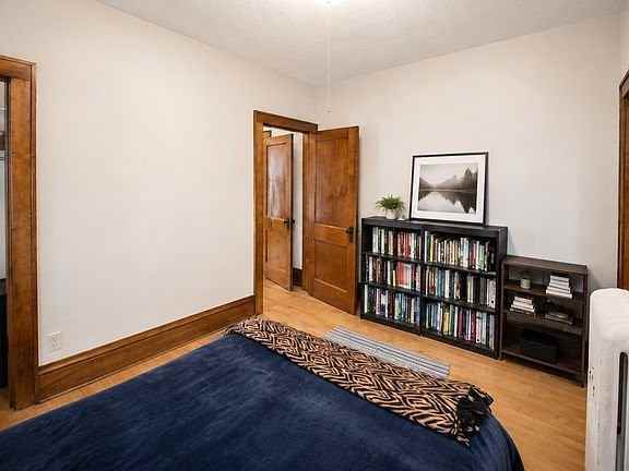 4517 Nicollet Ave - Photo 2 of 9