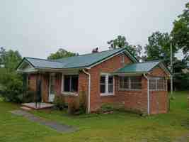 featured image of 1810 Willow Rd