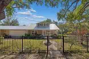734 Elm St - Photo 1 of 1