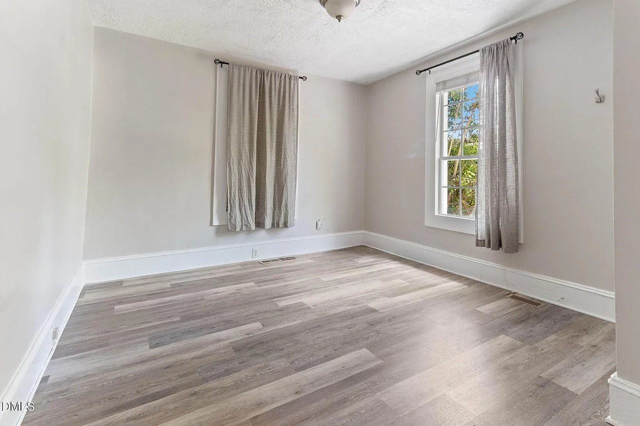 1103 Pettis Pl - Photo 6 of 10