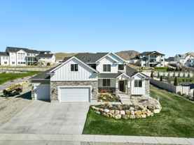 2795 E Lakeside Dr - Photo 1 of 1