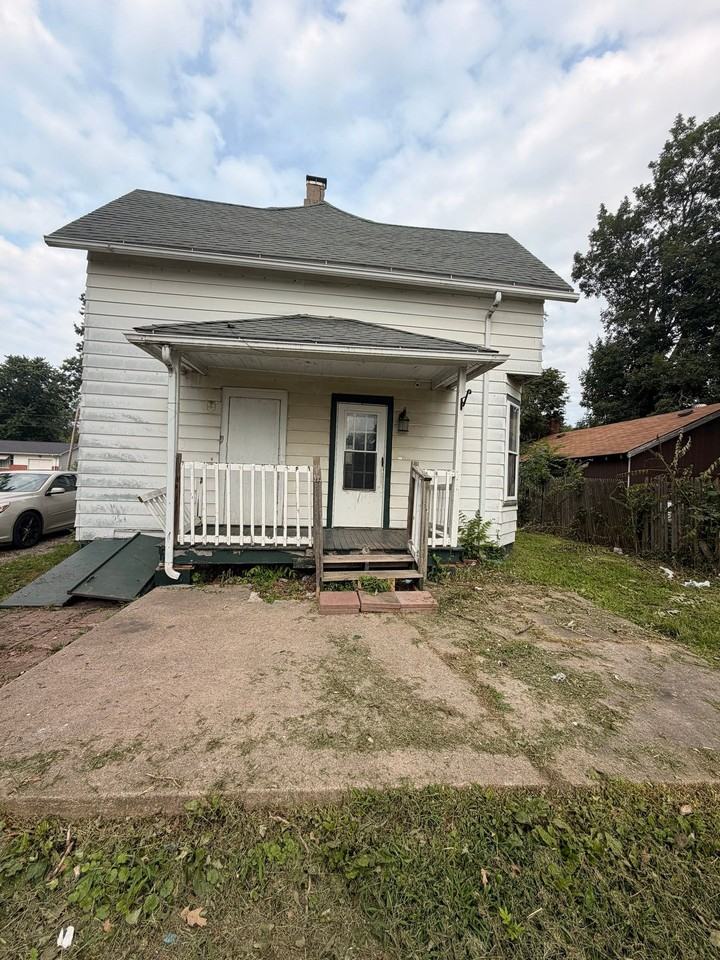 235 S Whitesboro St