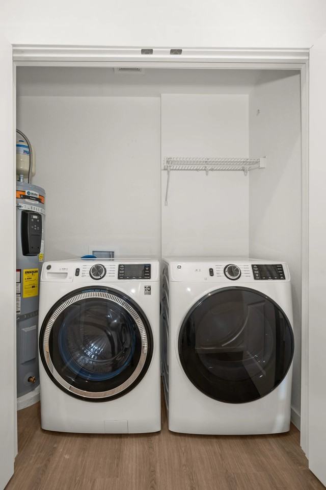 505 E Hawthorne Rd #204 - Photo 7 of 21