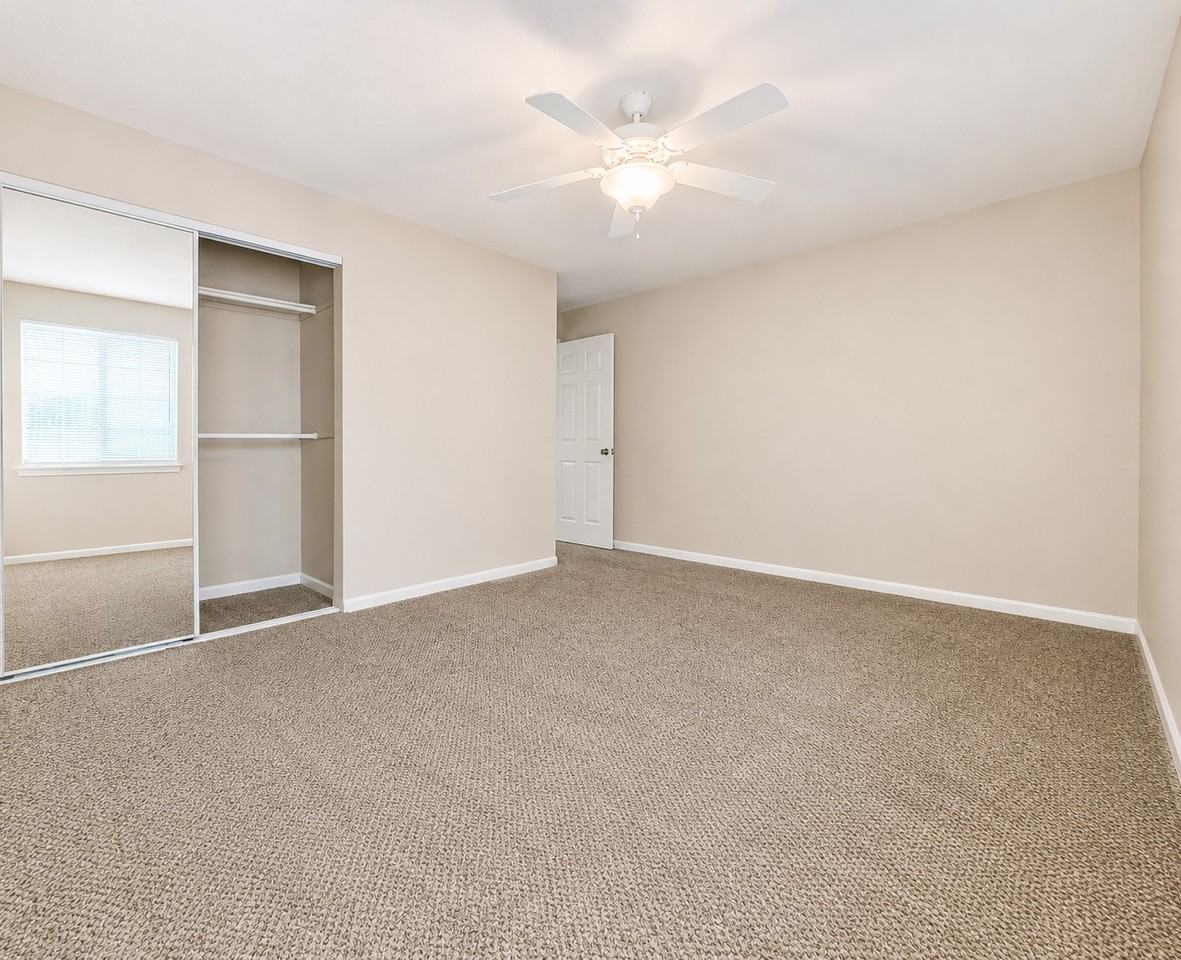 100 Gethings Cir #406 - Photo 7 of 11