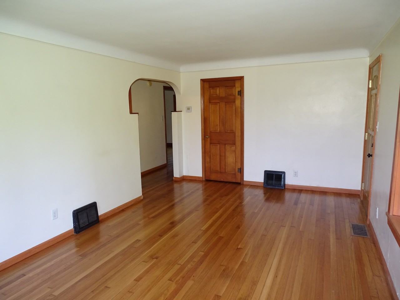 11370 Somerset Rd #NA - Photo 3 of 16