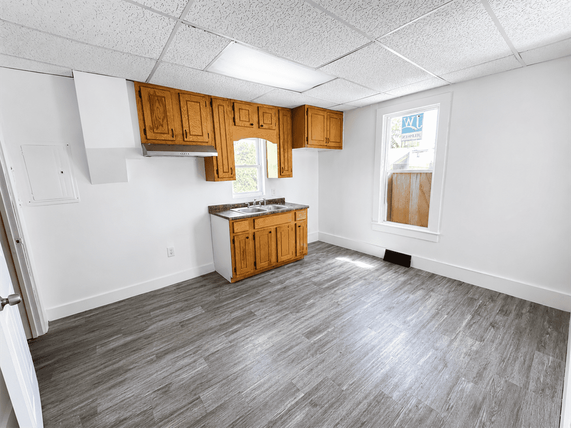 4032 Lewis Ave #NA - Photo 2 of 18