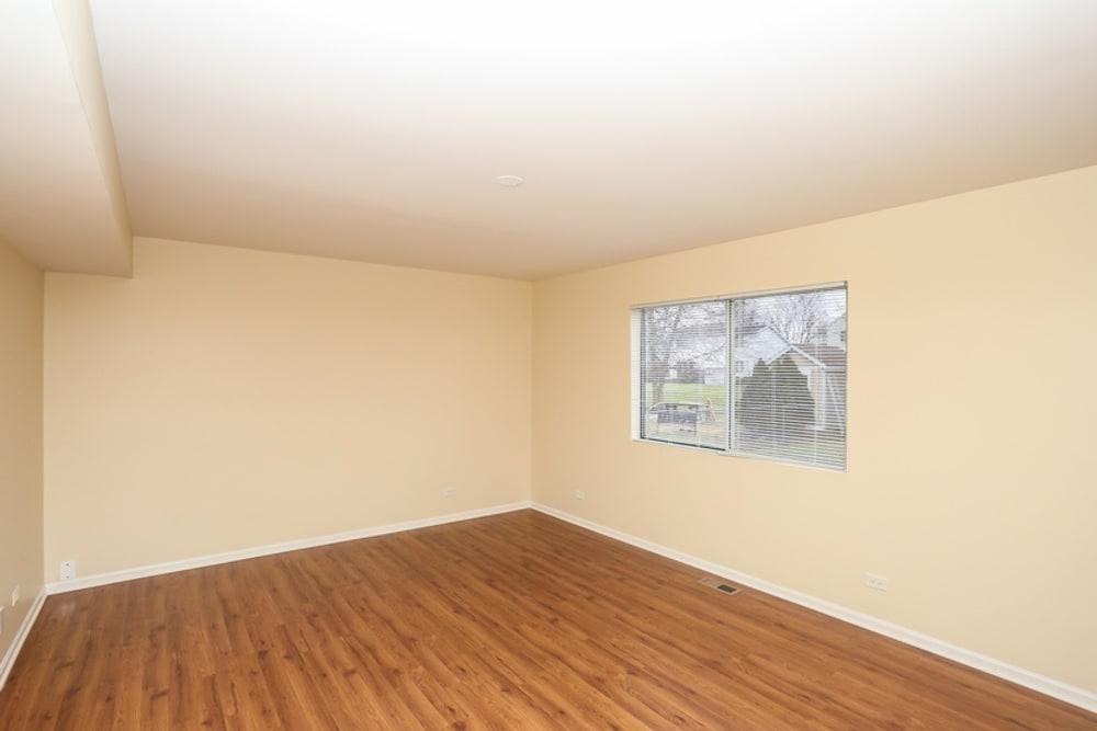 1266 Sebring Cir #NA - Photo 3 of 9