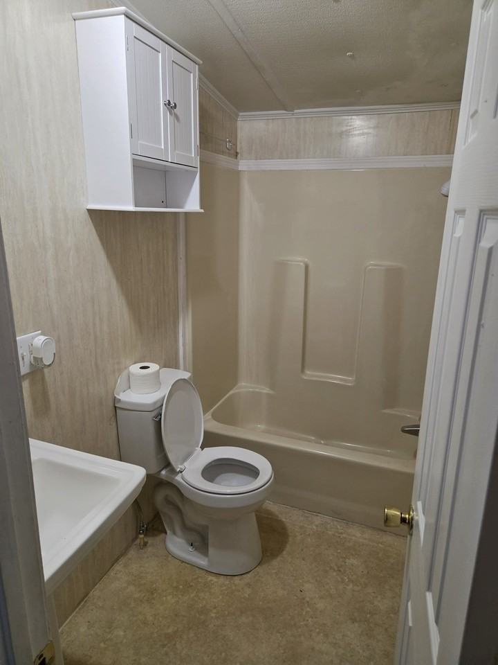288 Peeler Rd #NA - Photo 4 of 12