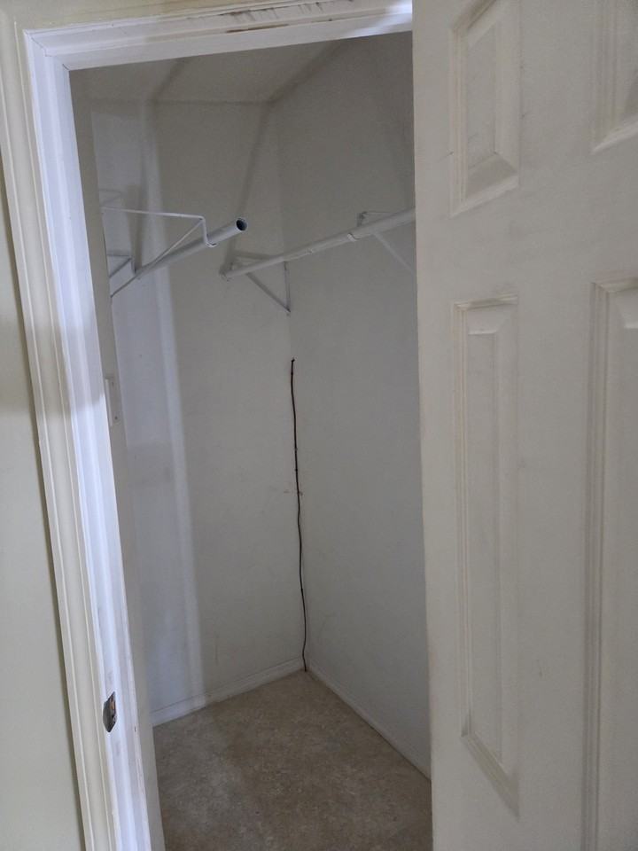 288 Peeler Rd #NA - Photo 6 of 12