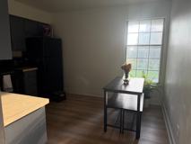 209 Nw Barr Rd #C - Photo 1 of 1