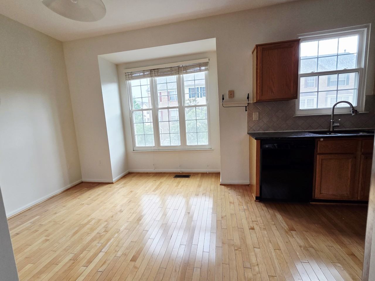 2470 Clover Field Cir #1 - Photo 5 of 9