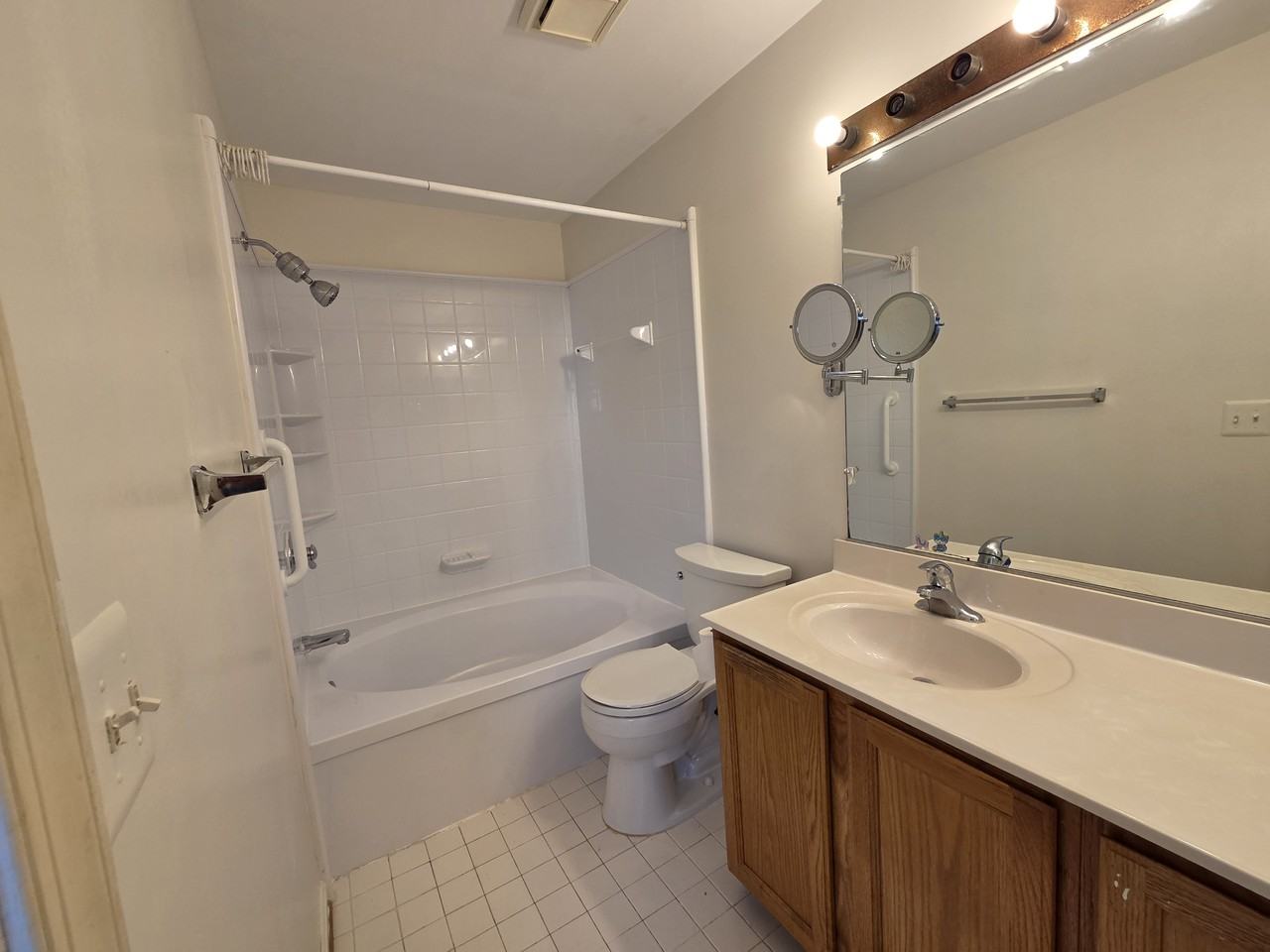 2470 Clover Field Cir #1 - Photo 6 of 9
