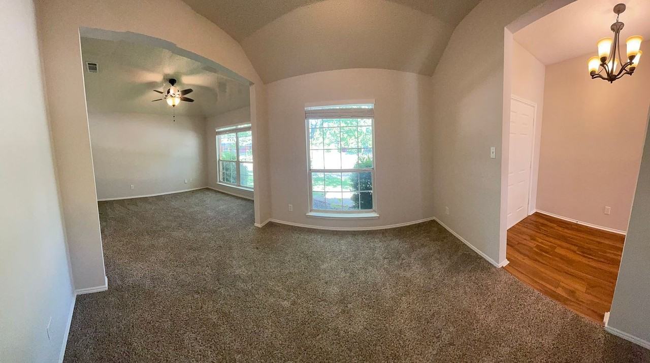 118 Arbor Ridge Dr #NA - Photo 2 of 15