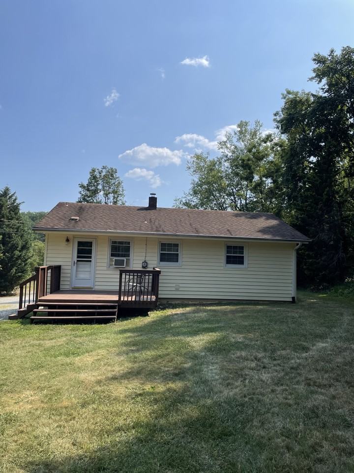 2533 Wildwood Rd #NA - Photo 6 of 16