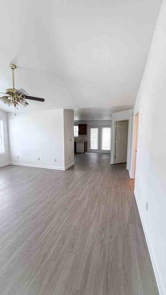 114 Irving Ln #NA - Photo 2 of 12