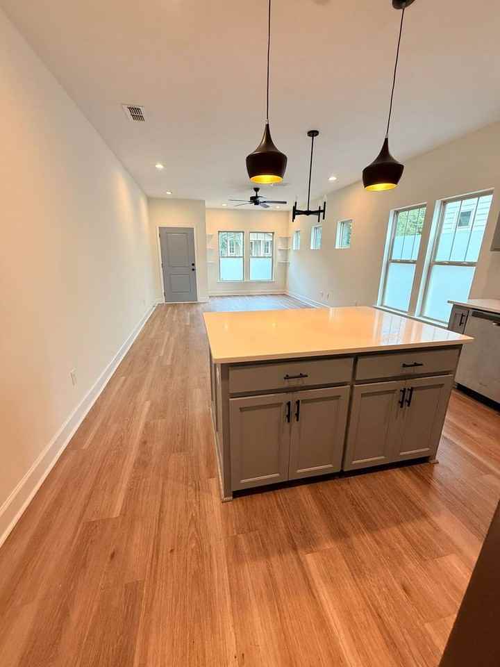 1327 N. Bronough St. - Photo 6 of 27