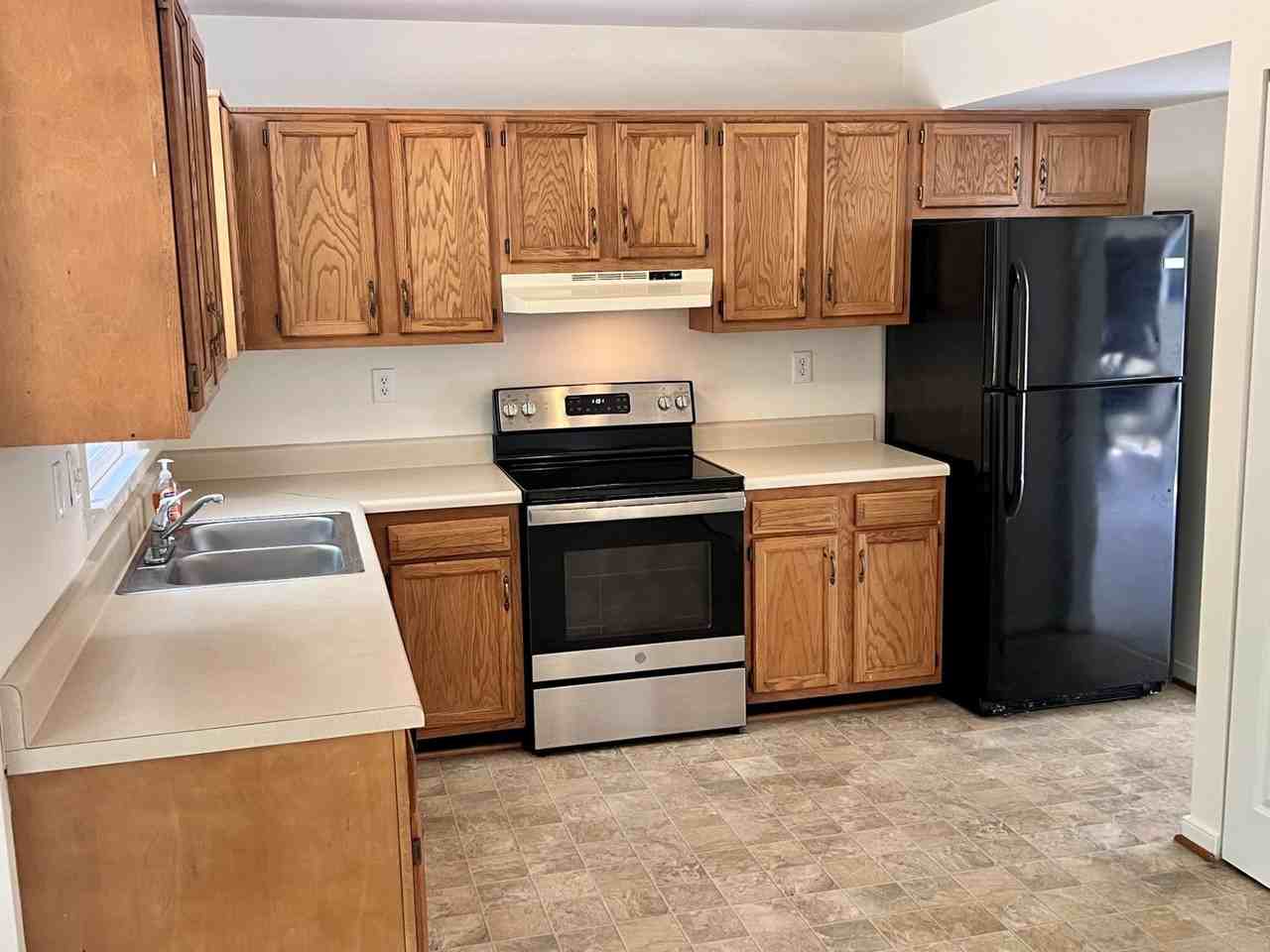 5633 Lake Sharon Dr - Photo 5 of 12