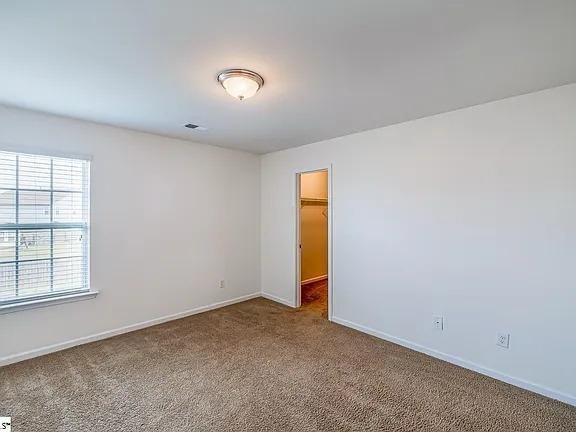 374 Hartleigh Dr #NA - Photo 5 of 16