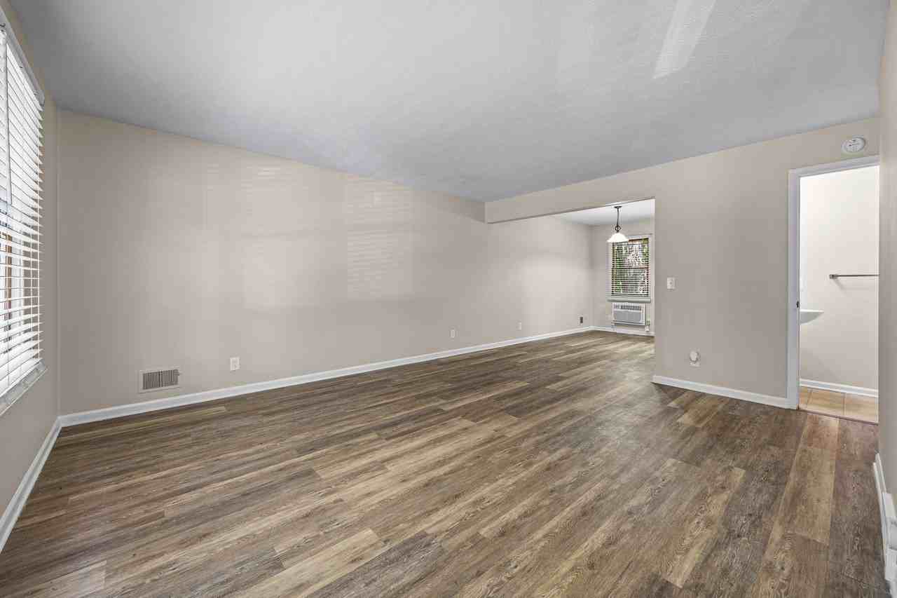 419 Britton Road - Photo 5 of 23