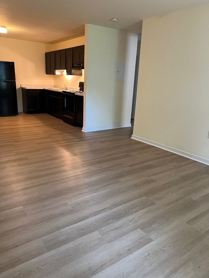 1524 Bertha Ln #B - Photo 3 of 3