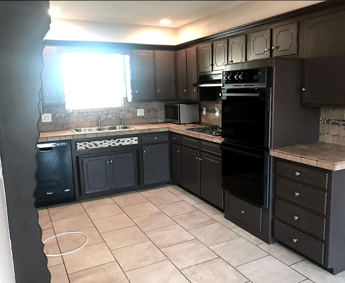 8333 Nw 38th Ter #NA - Photo 5 of 6