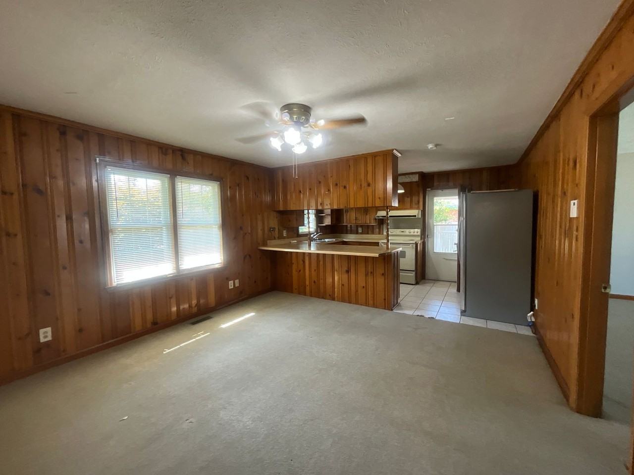 2039 Ironwood Dr - Photo 5 of 11