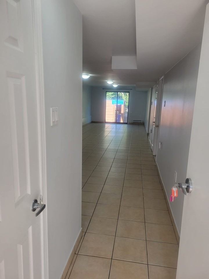 137 Maplegrove Ave - Photo 6 of 7